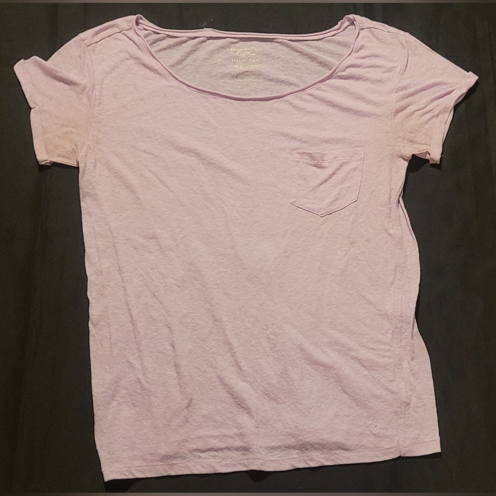 American Eagle Outfitters Lavender Short Sleeve Tee